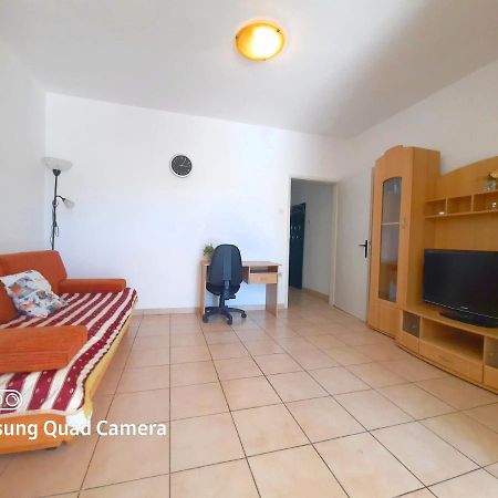 Apartman Samblic Krk Town Eksteriør billede